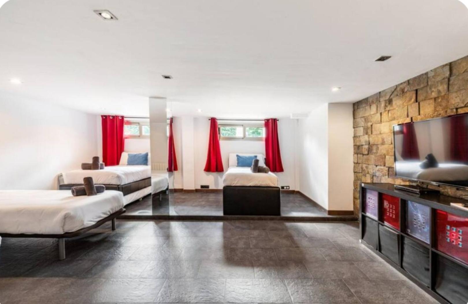 Villa La Roca Madrid 구아다라마 외부 사진